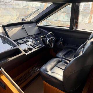 Boat image 12