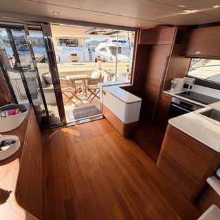 Boat image 13