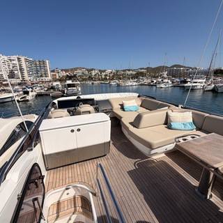 Boat image 5