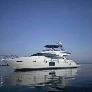 Boat image 1