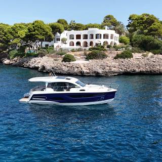 Boat image 3
