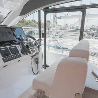 Boat image 21