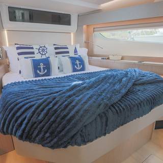 Boat image 24