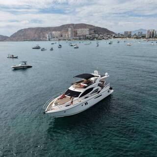 Boat image 1