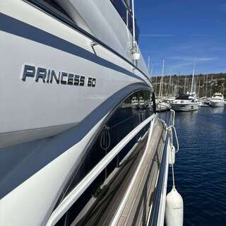 Boat image 26