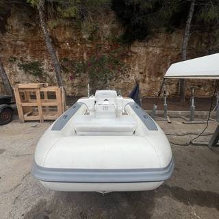 Boat image 2