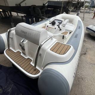 Boat image 1