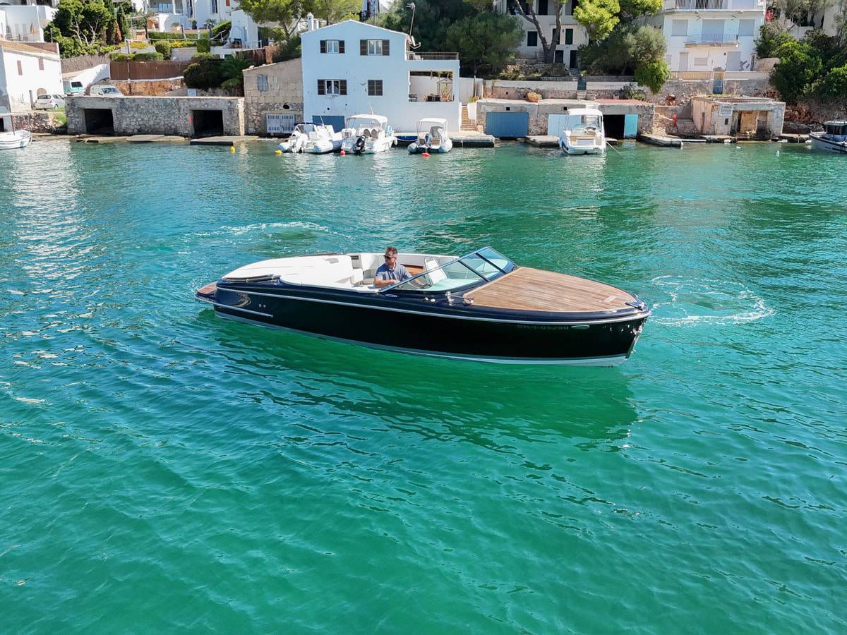 Chris Craft Capri 27