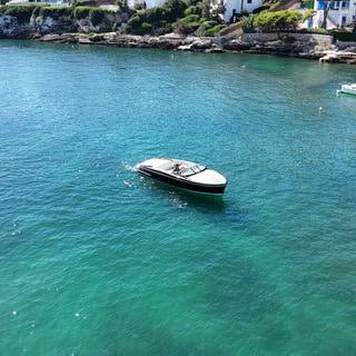 Boat image 4