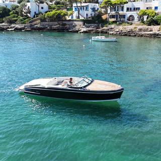 Boat image 5