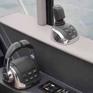 Boat image 19