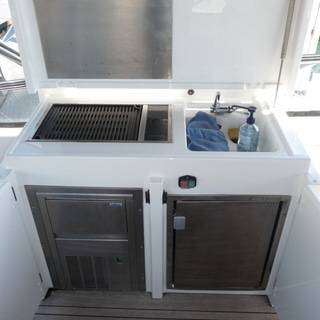 Boat image 8