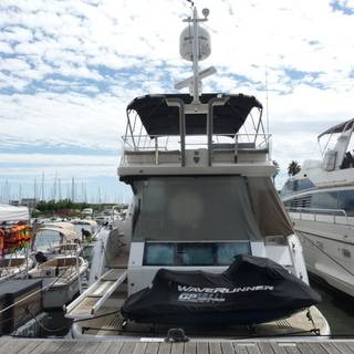 Boat image 19