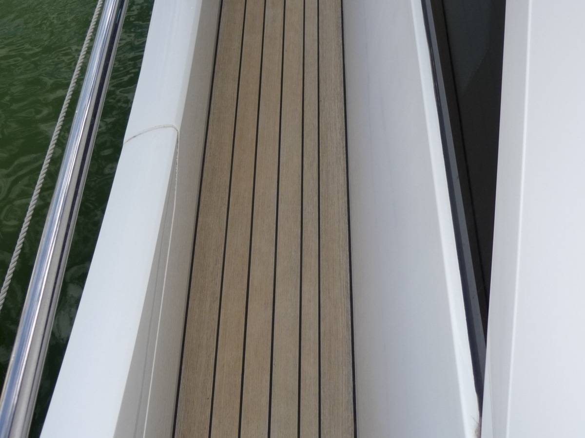 Fairline 65