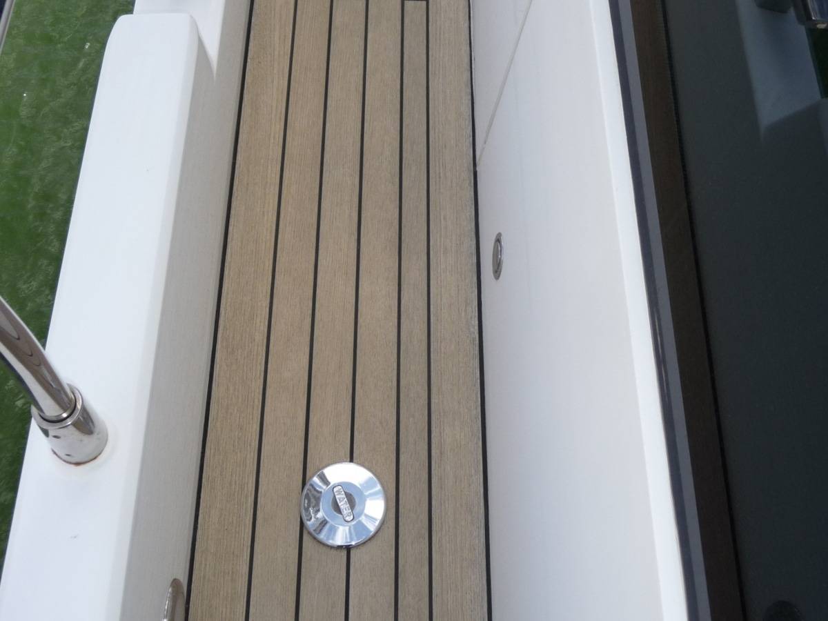 Fairline 65
