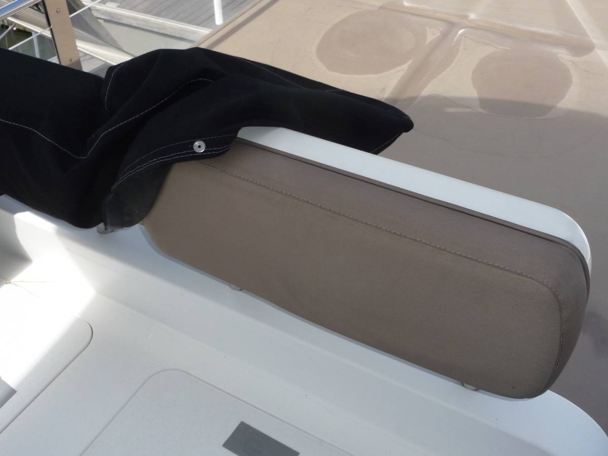 Fairline 65