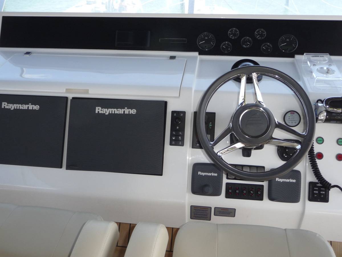 Fairline 65
