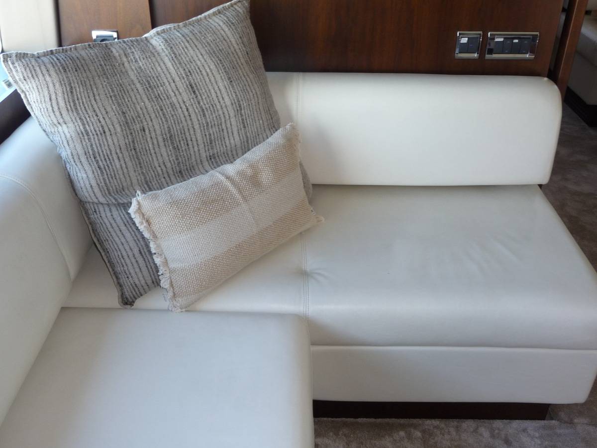 Fairline 65