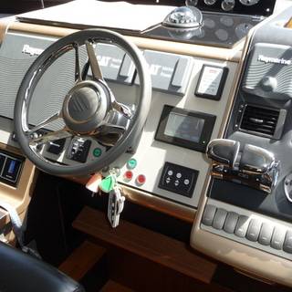 Boat image 140