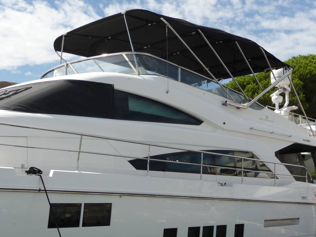 Fairline 65