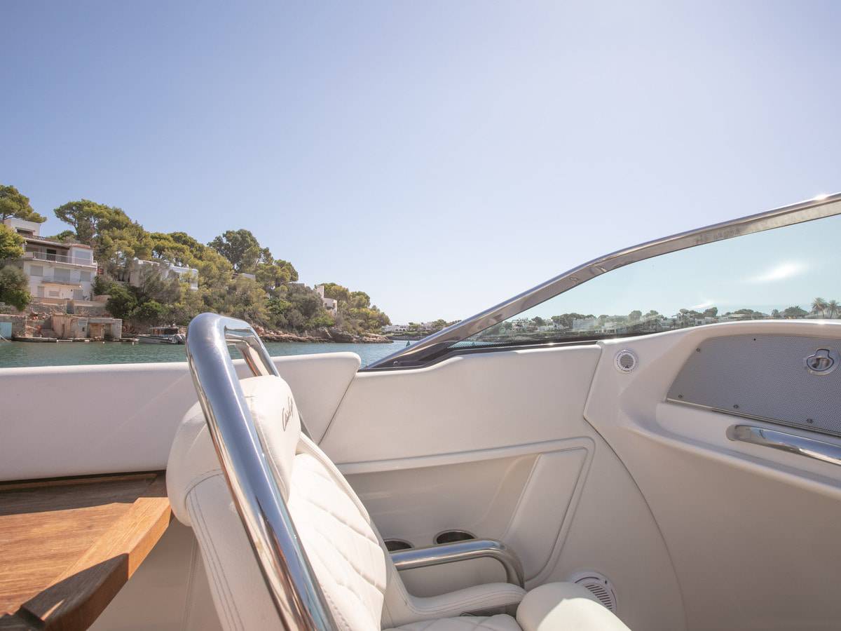 Chris Craft Capri 27