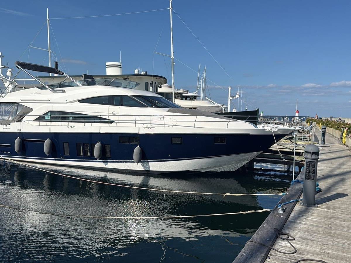 Fairline Squadron 65
