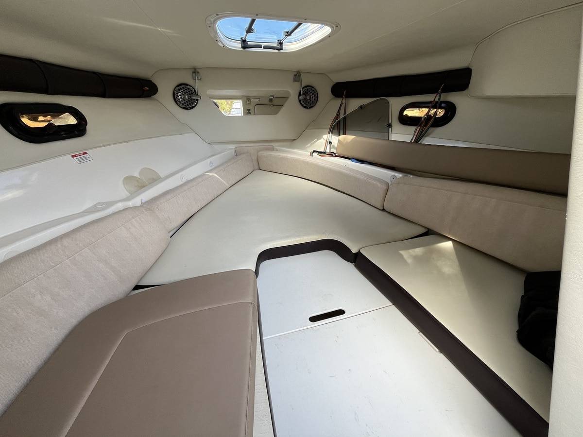 Sea Ray 250 SUNSPORT