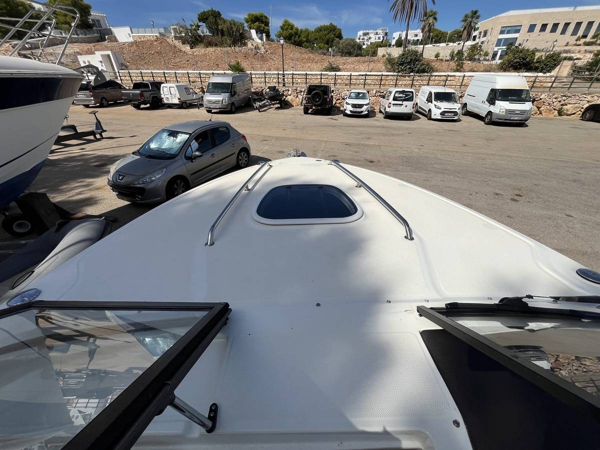 Sea Ray 250 SUNSPORT