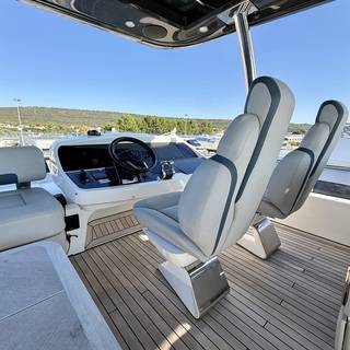Boat image 8