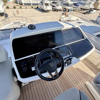 Boat image 9