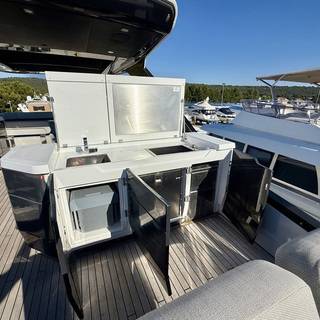 Boat image 12