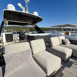 Boat image 13