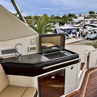 Boat image 5