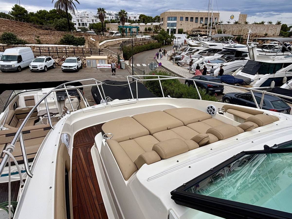 Sea Ray 320 Sundancer