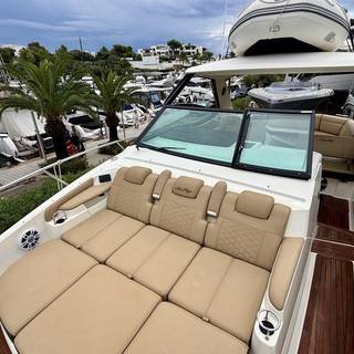 Boat image 10