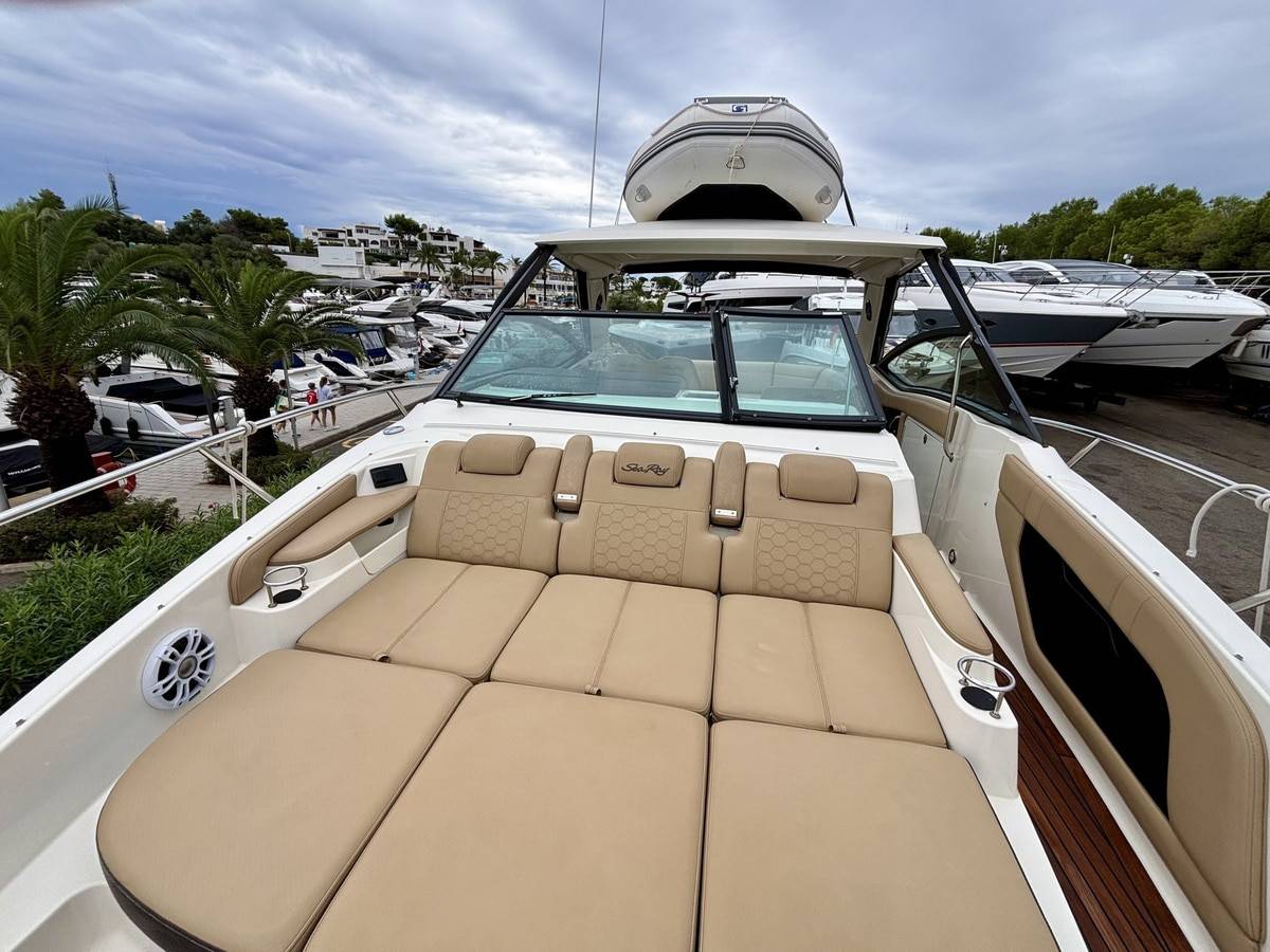 Sea Ray 320 Sundancer
