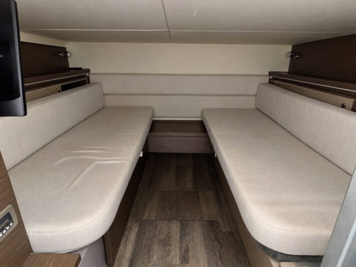 Sea Ray 320 Sundancer