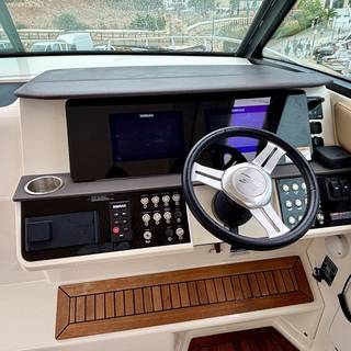 Boat image 12