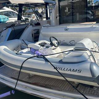 Boat image 3