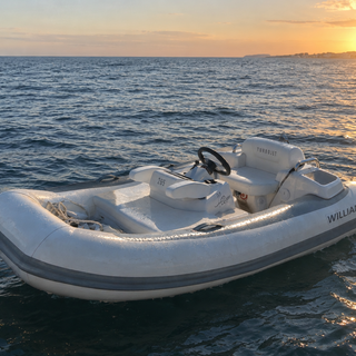 Boat image 1