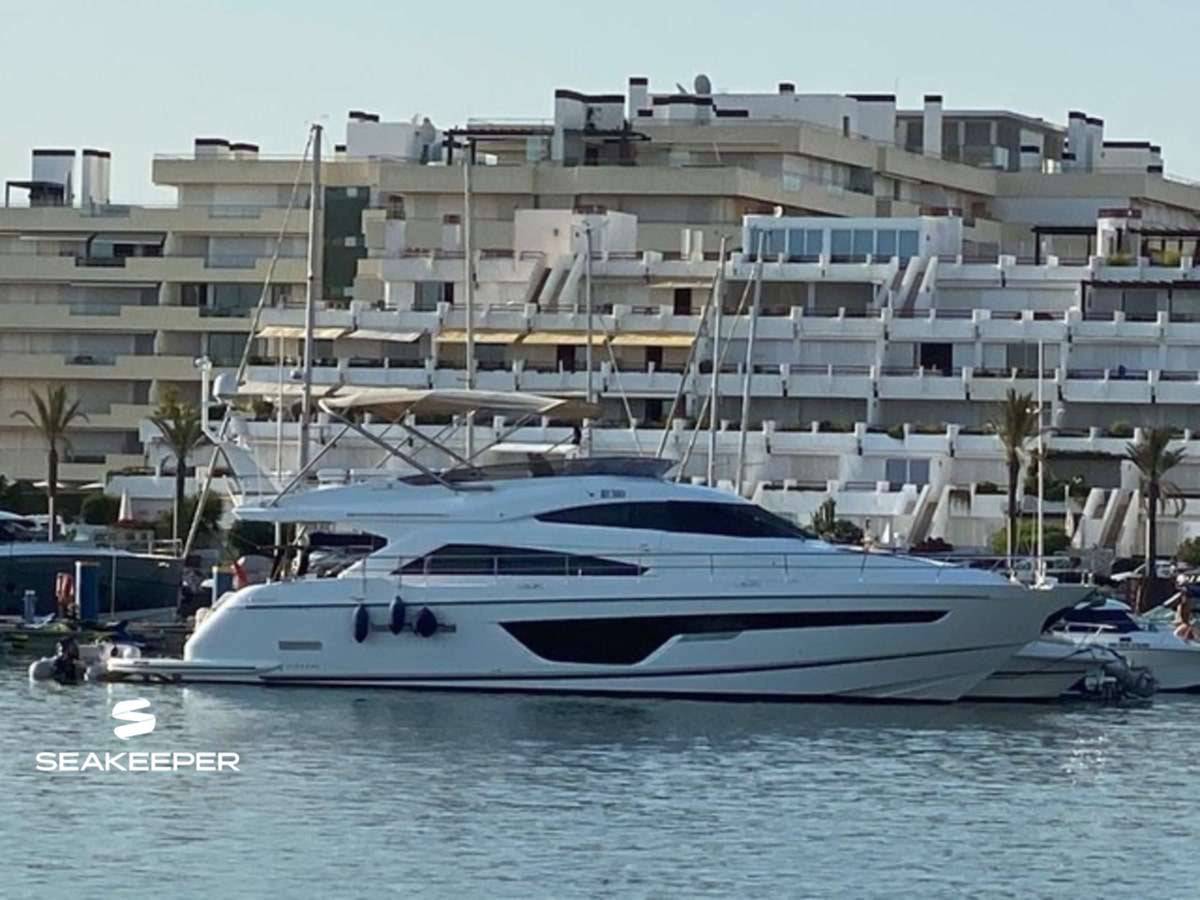 Fairline 65