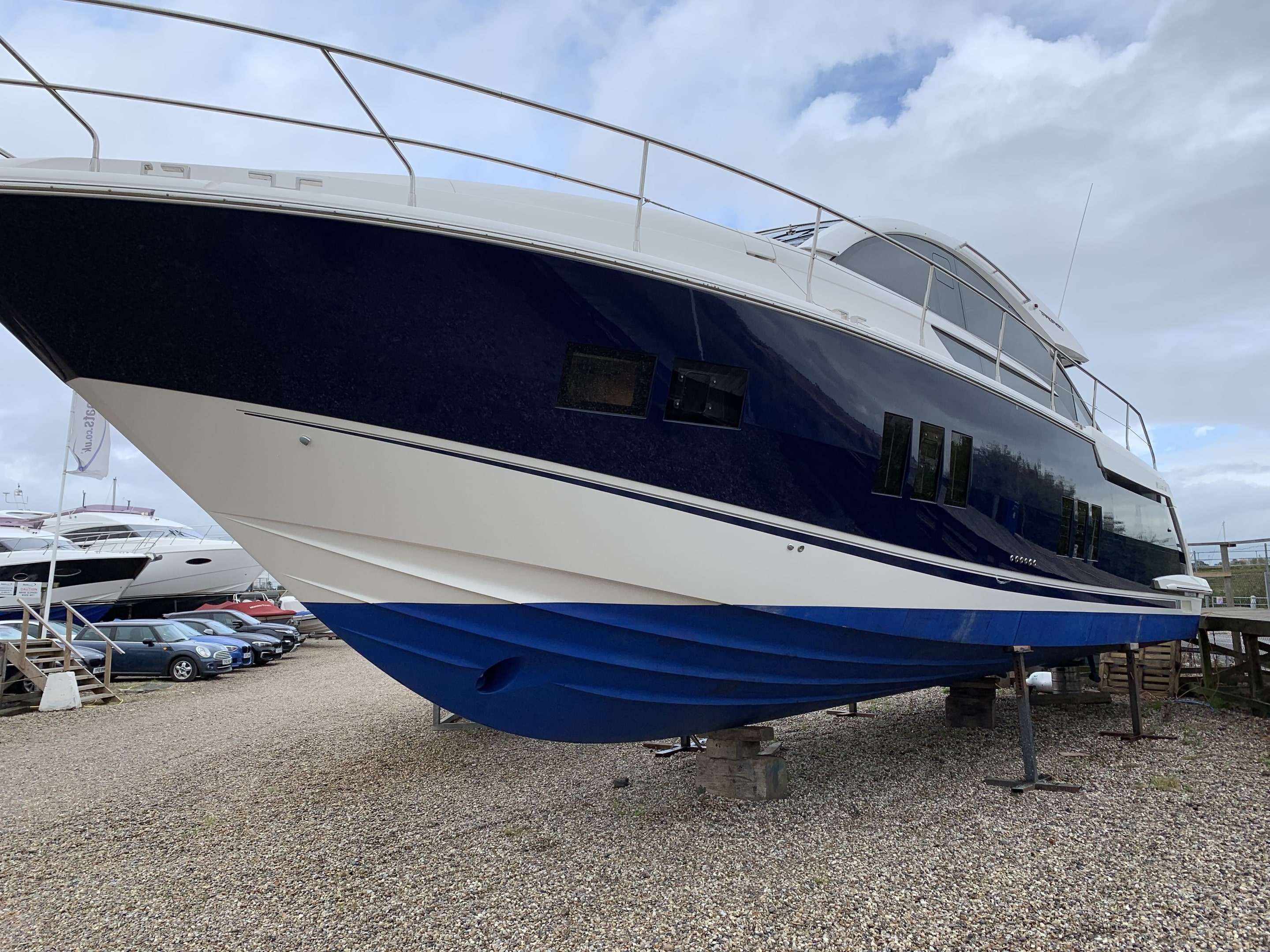 SOLD 2012 Fairline Targa 50 GT - Boats.co.uk