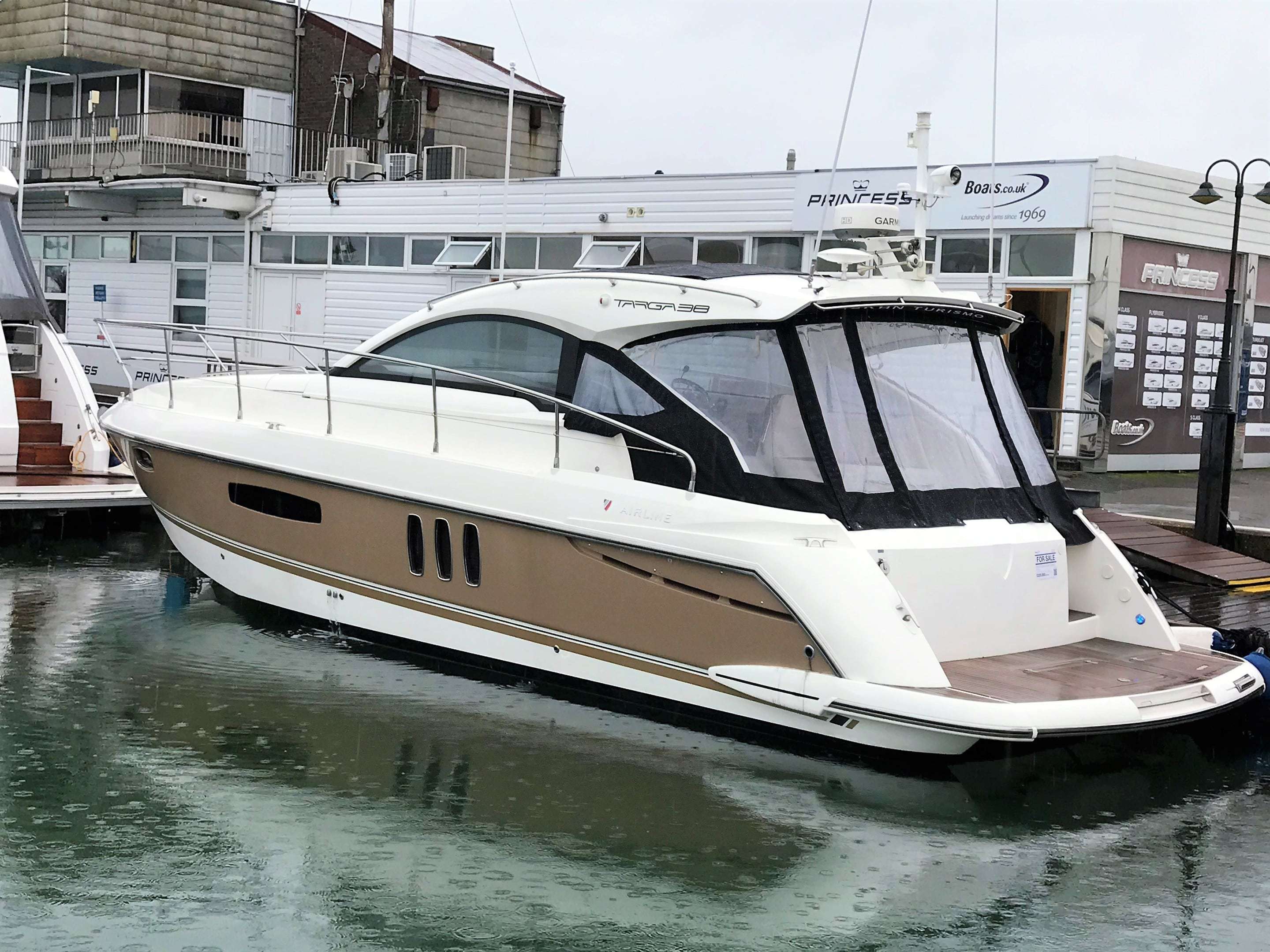 SOLD 2013 Fairline Targa 38 Gran Turismo Boats.co.uk