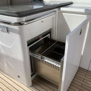 Boat image 12