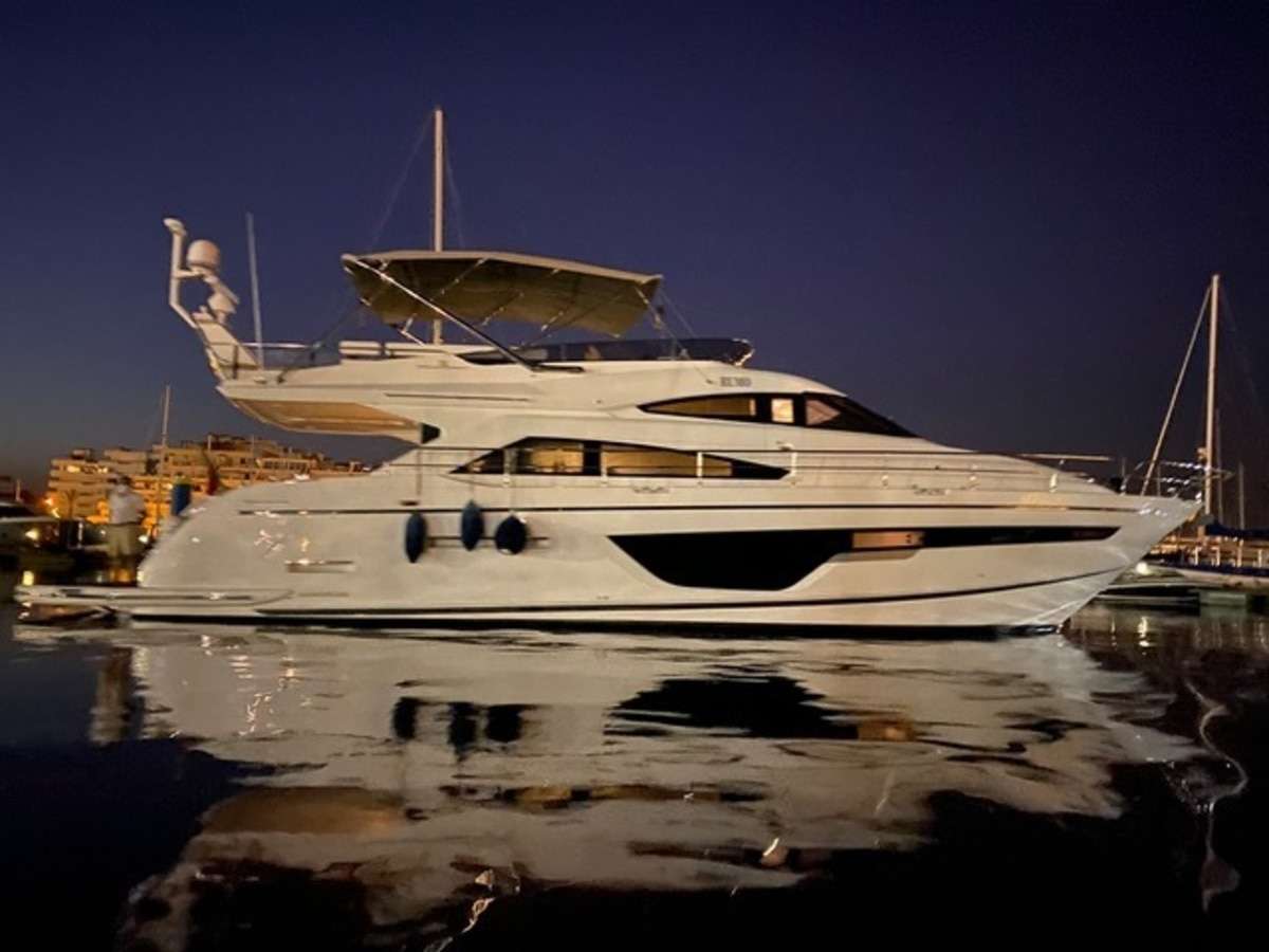 Fairline 65