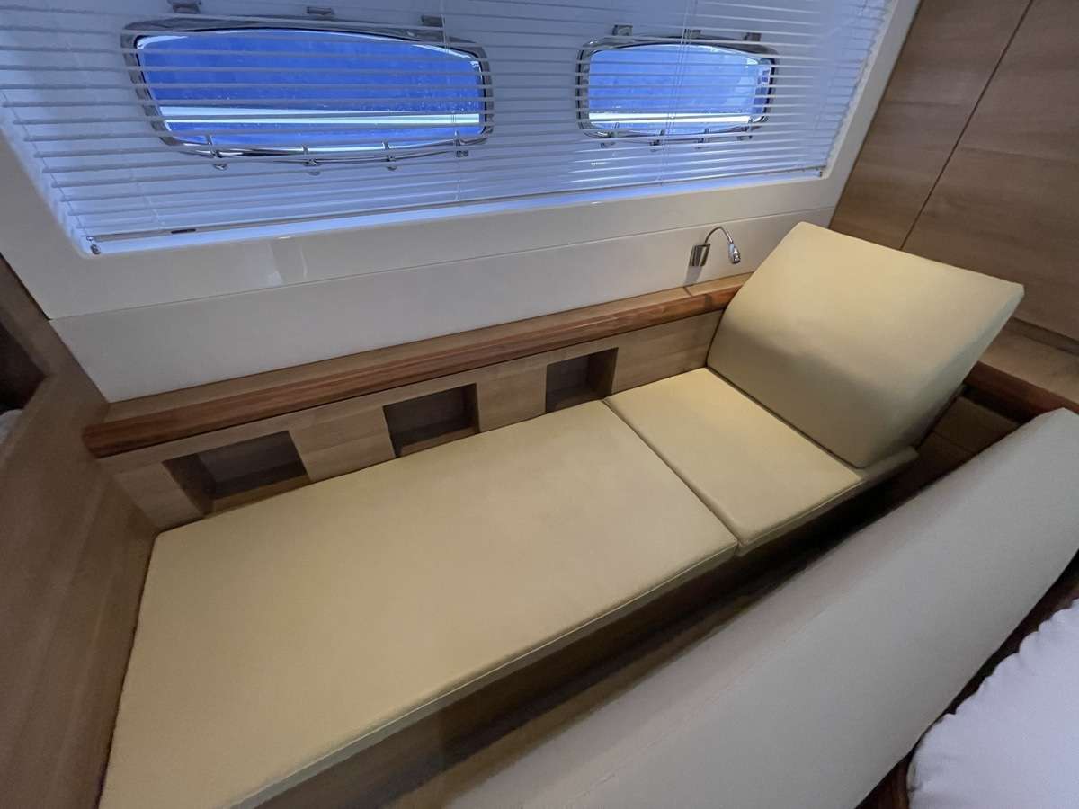 Sealine 46