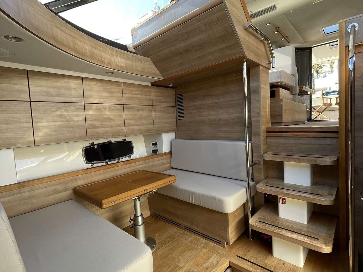 Sealine 46