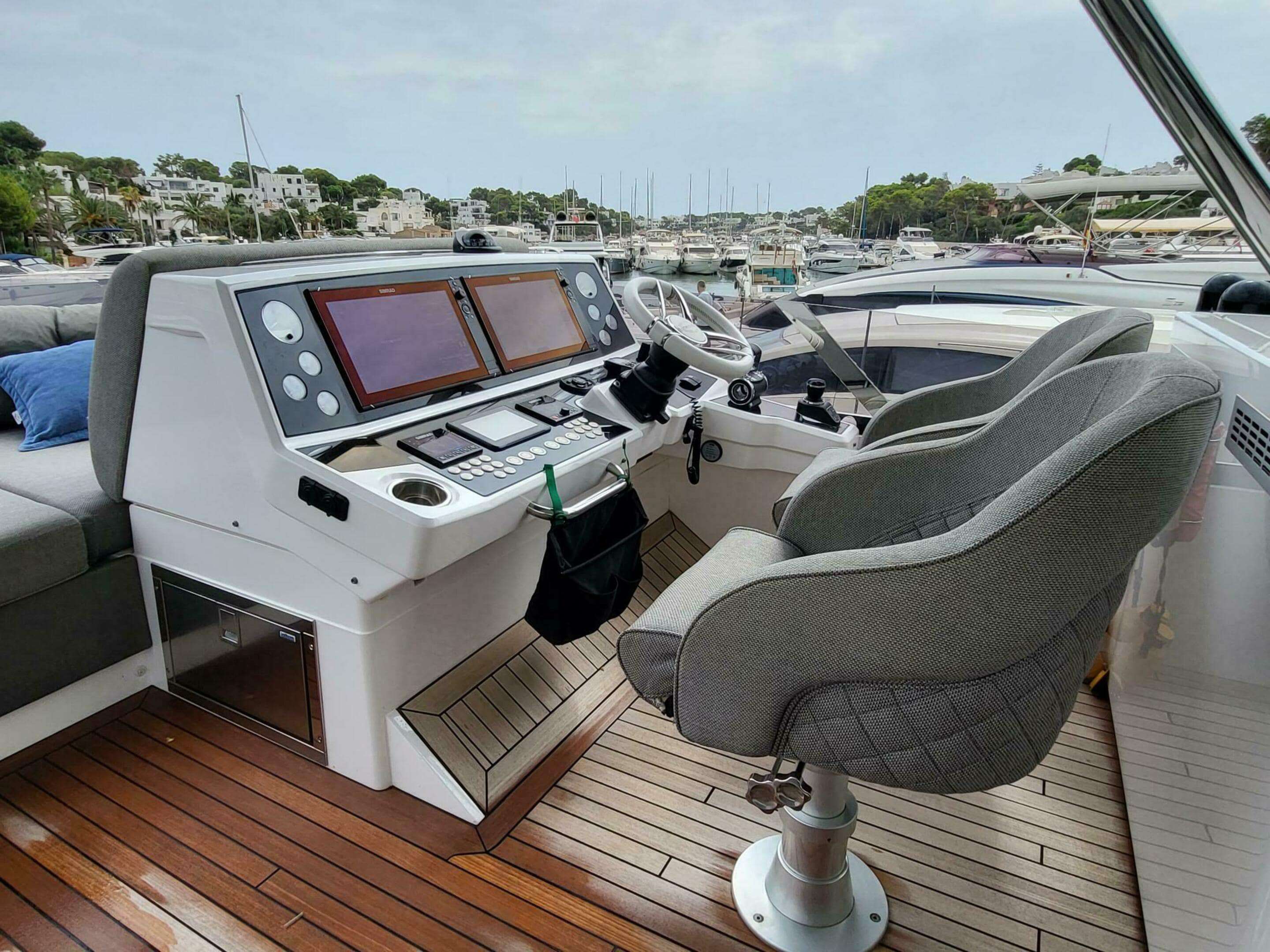 sunseeker yacht for sale uk