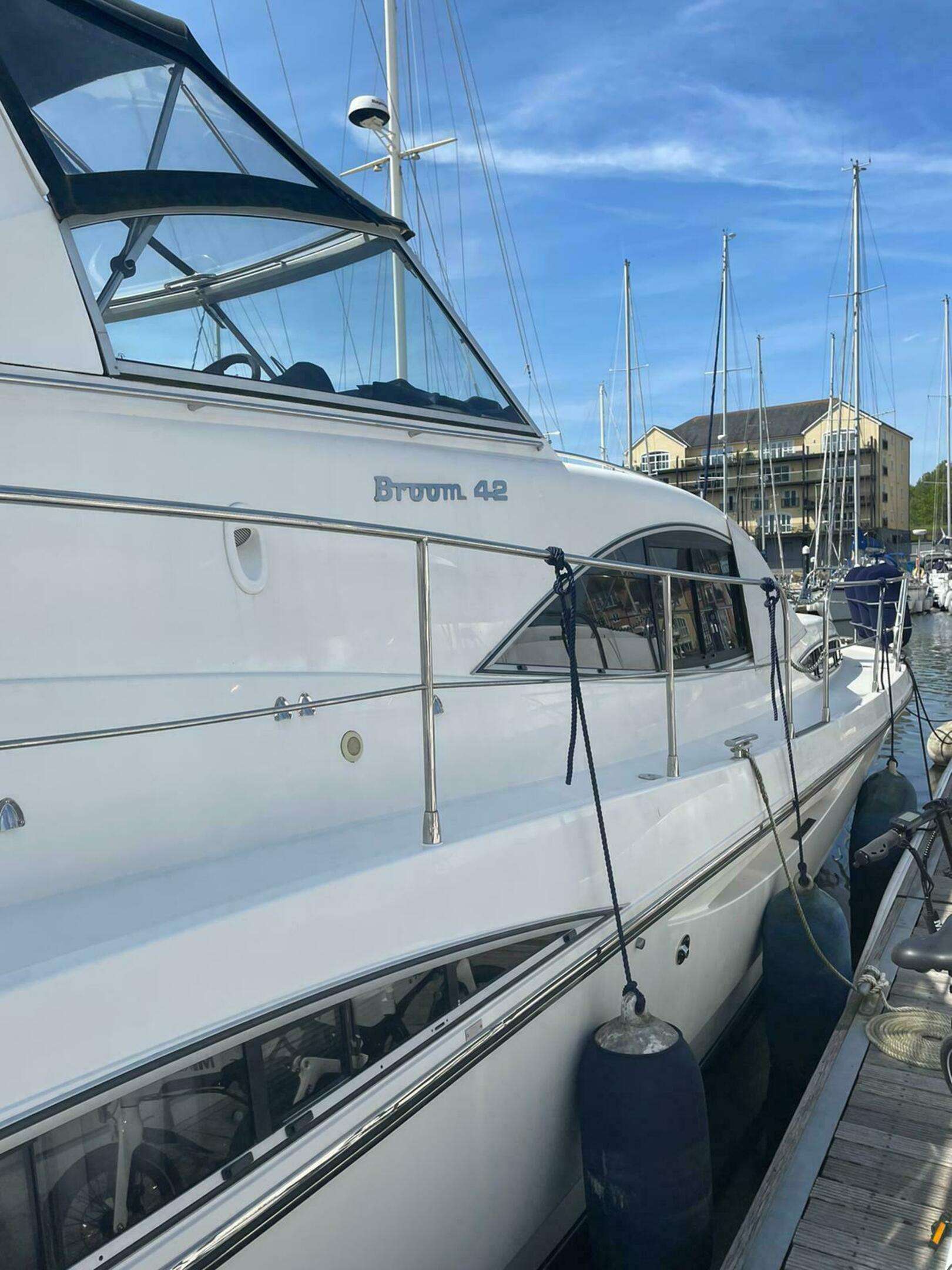 SOLD 2006 Broom 42 Boats.co.uk