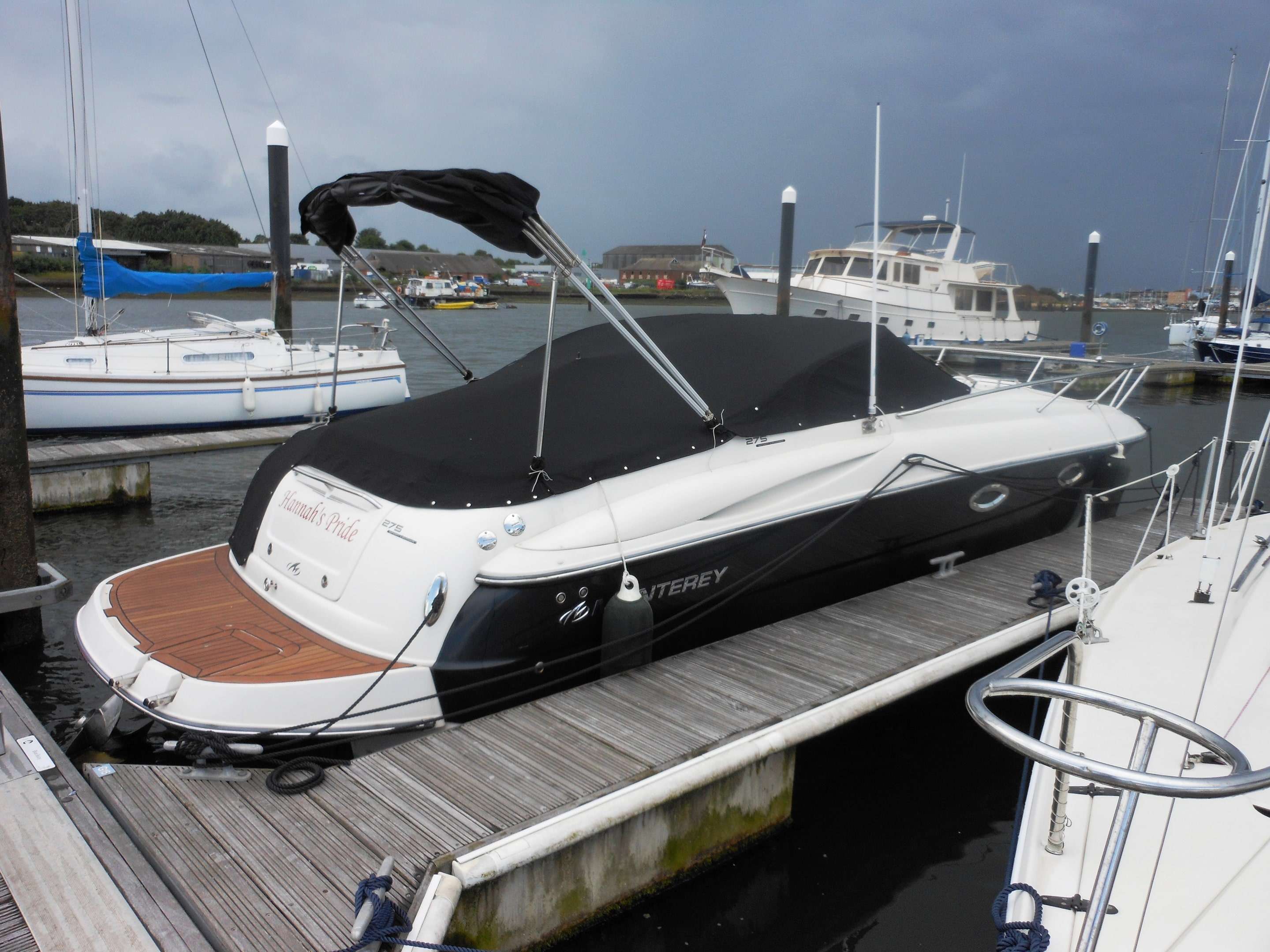 SOLD 2008 Monterey 275 Sport Cruiser Boats.co.uk